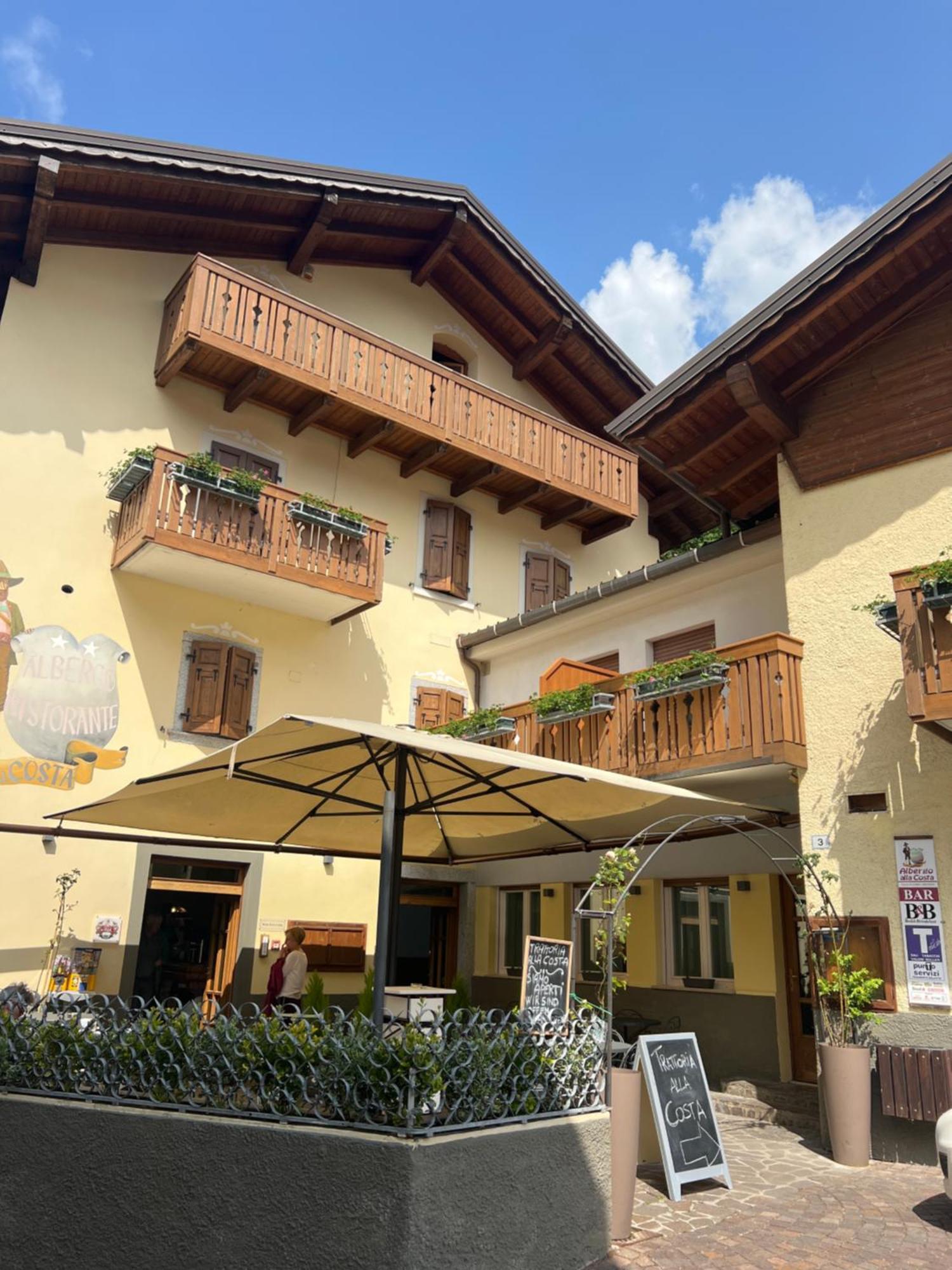 Albergo Alla Costa Bezzecca Εξωτερικό φωτογραφία